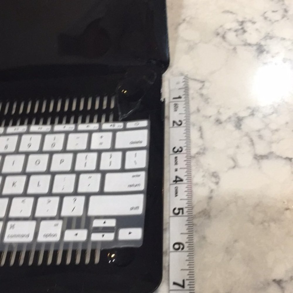 MACBOOK CASE WITH KEYBOAR - Picture 6 of 9